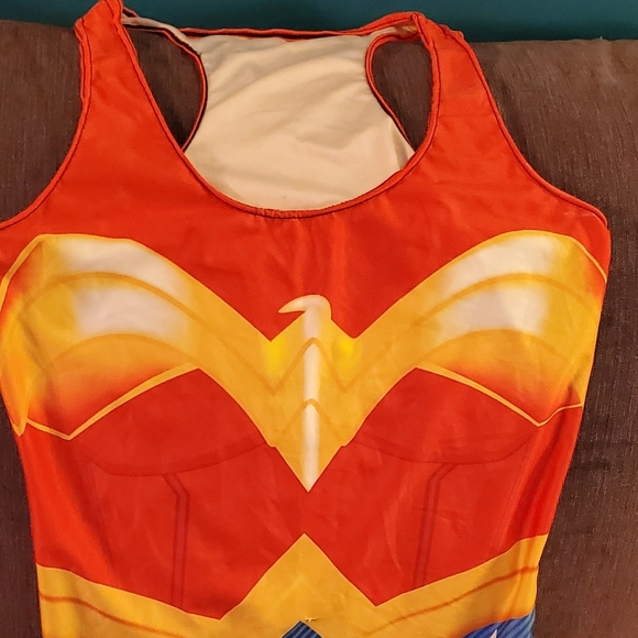 Wonderwoman shirt - Picture 1 of 2